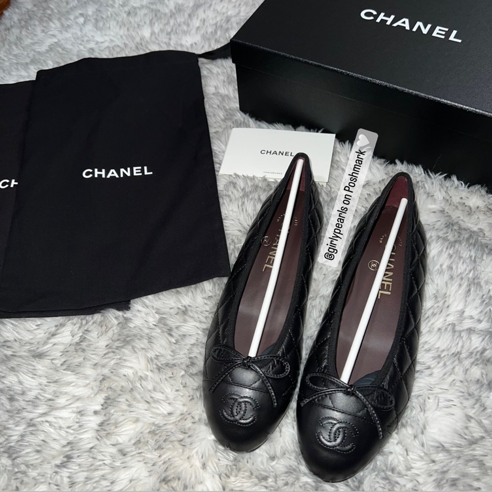 Chanel Ballerinas Quilt Aged Calfskin - Picture 5 of 17